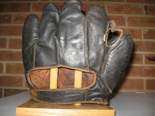 Virgil Barnes Wilson 630 Back